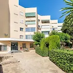 Spacious With Pool, 3 Min From The * フエンヒロラ