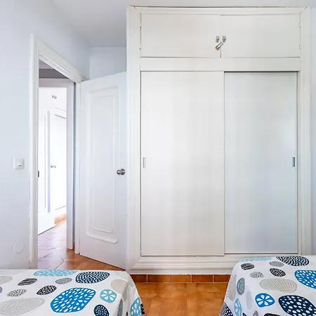 Appartement Spacious With Pool, 3 Min From The *
