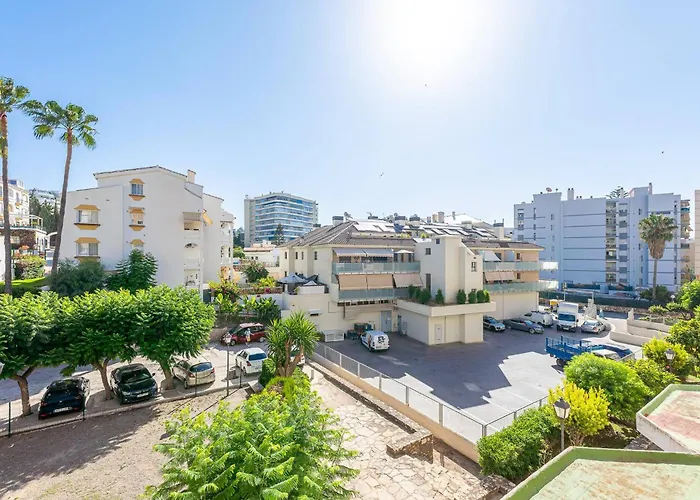 Appartement Spacious With Pool, 3 Min From The *